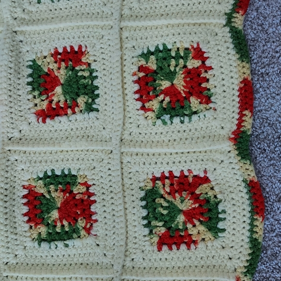 Handmade Crocheted Butter Yellow Red Green Throw Lap Blanket Afghan Granny 24x30 - Picture 3 of 11